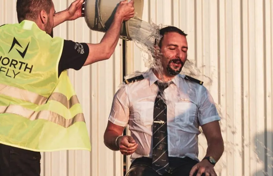 havacilik-gelenegi-pilot-kutlama.jpeg
